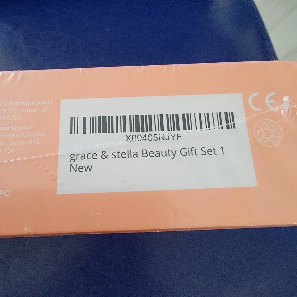 grace & stella Dew-Tox & Chill Skin Care Set
